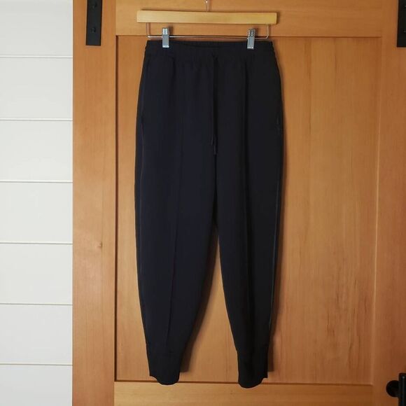 Athleta Endeavor Jogger - Picture 2 of 7